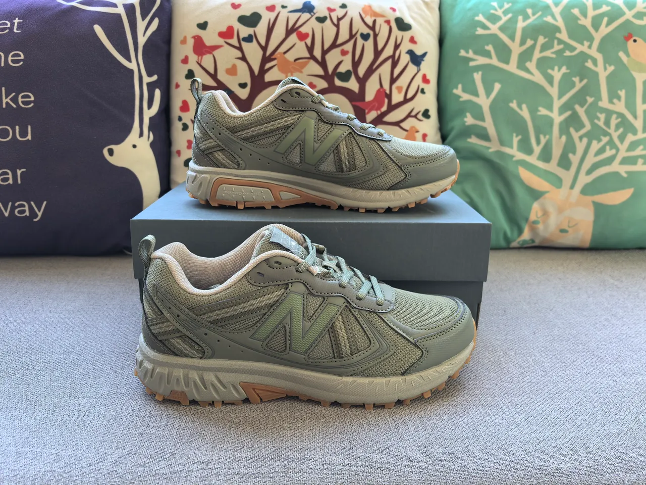 New Balance 860 Argent Noir Maille et Construction de Superposition Synthétique Structure de Cage Pied du Milieu Chaussures de Course 6