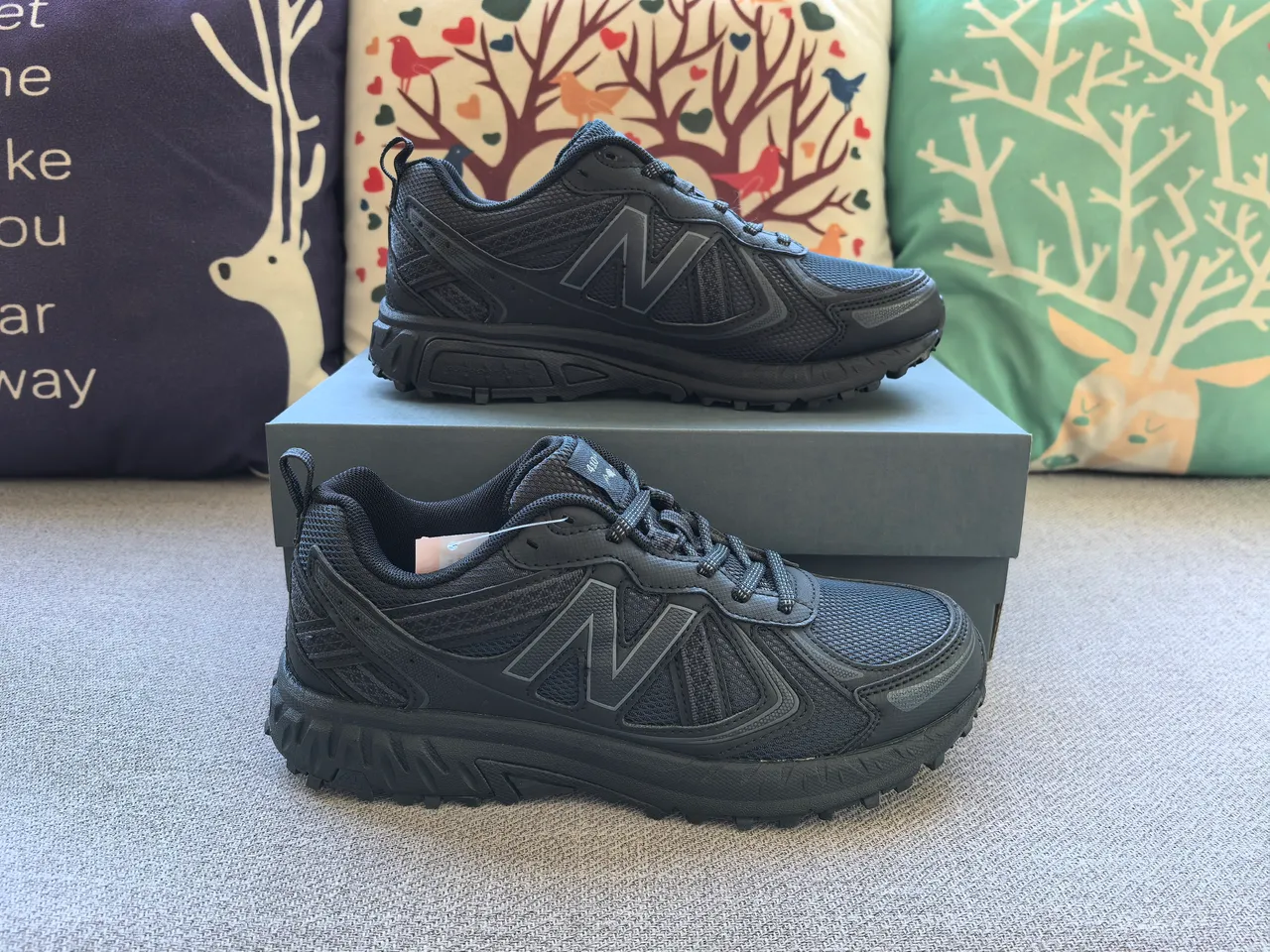 New Balance 860 Argent Noir Maille et Construction de Superposition Synthétique Structure de Cage Pied du Milieu Chaussures de Course 9