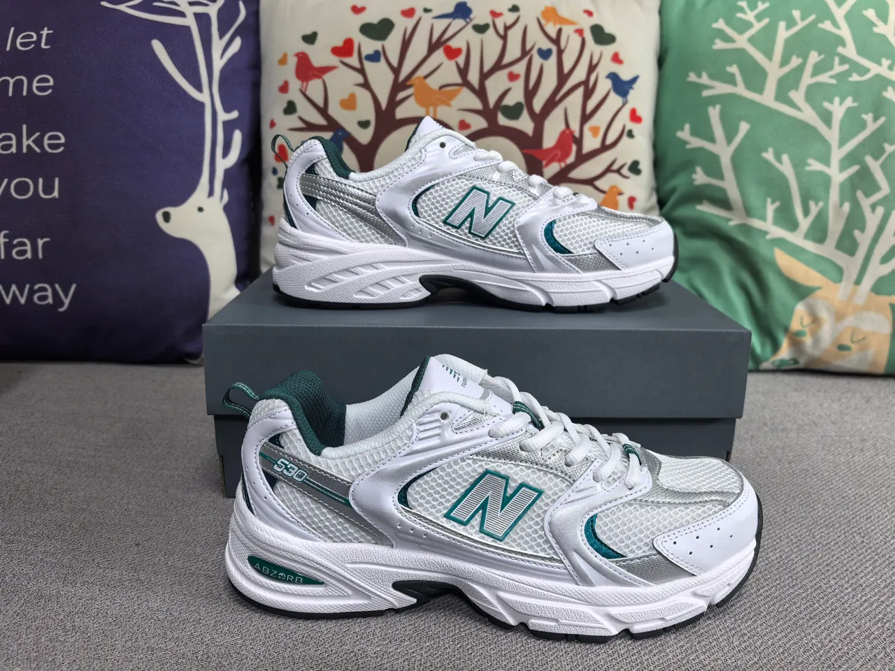 New Balance 860 Argent Noir Maille et Construction de Superposition Synthétique Structure de Cage Pied du Milieu Chaussures de Course 17