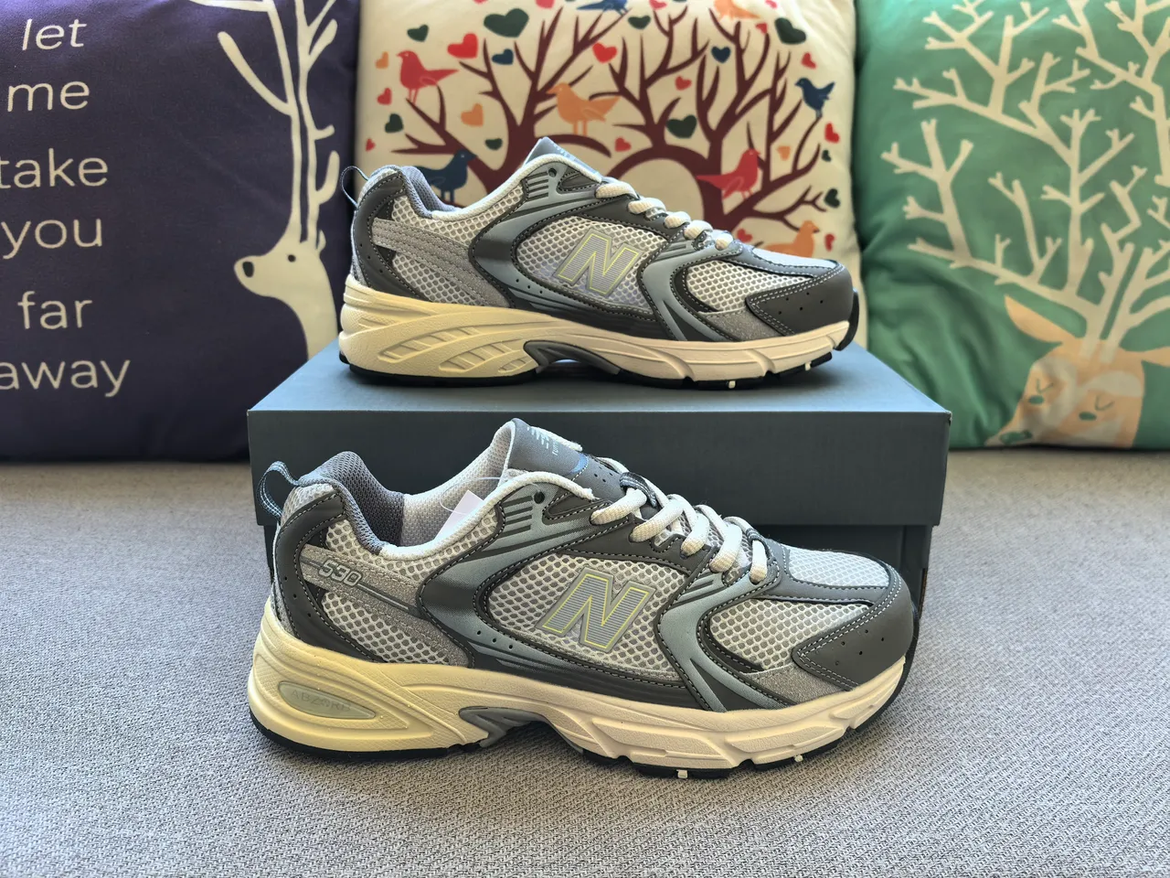 New Balance 860 Argent Noir Maille et Construction de Superposition Synthétique Structure de Cage Pied du Milieu Chaussures de Course 20
