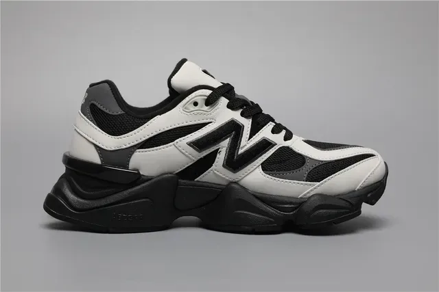 New Balance 9060 sneakers lifestyle blanc et noir 8