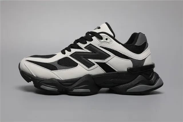 New Balance 9060 sneakers lifestyle blanc et noir 9