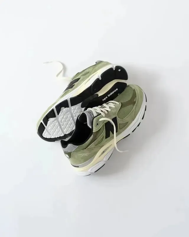 New Balance 990 Olive Green Suede and Mesh Lifestyle Sneakers 3