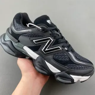 New Balance أحذية رياضية أسود رمادي مصمم وسط شبكي وصناعي بناء طبقة زائدة أحذية رياضية سميكة