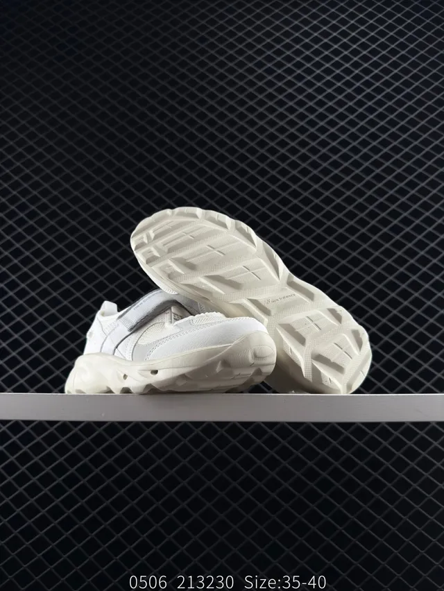 Chaussures Mary Jane New Balance Breeze semelle chunky blanche 2