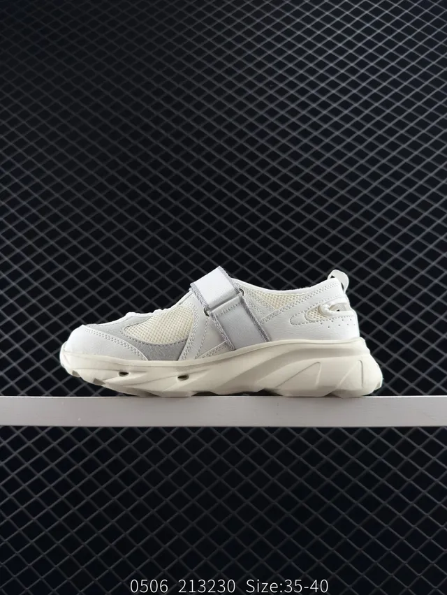 Chaussures Mary Jane New Balance Breeze semelle chunky blanche 6