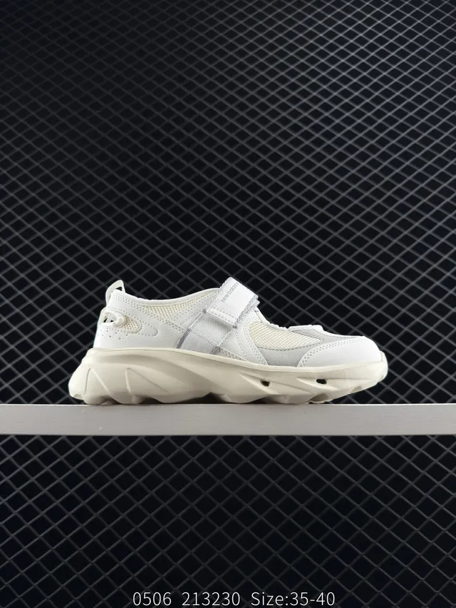 Chaussures Mary Jane New Balance Breeze semelle chunky blanche 7