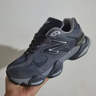 New Balance رمادي أسود Chunky Midsole شبكي و سويد أبو الهوى أحذية أسلوب حياة