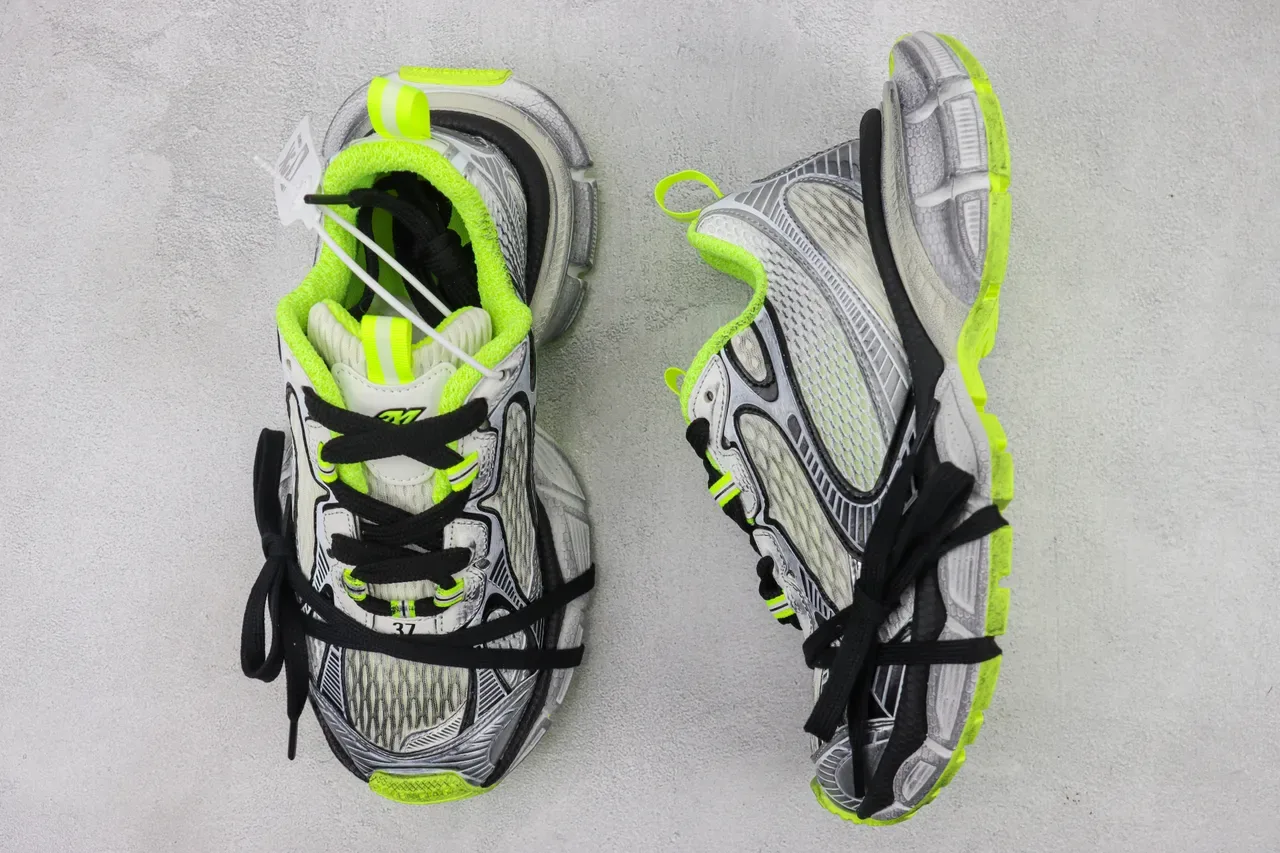 New Balance Cinza Verde Sola Intermediária Esculpida Malha E Superposição Sintética Tênis Chunky 3
