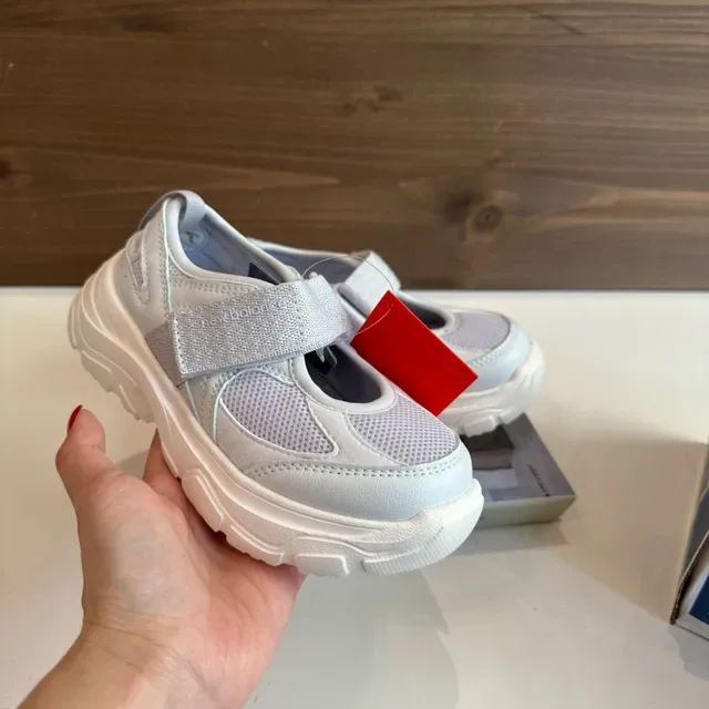New Balance Enfants Mary Jane Sangle Maille Style de vie Sneakers 22