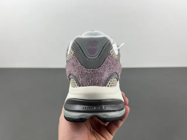 New Balance Chaussures Chunky Violet Beige Mediasole Ante et Maille 4