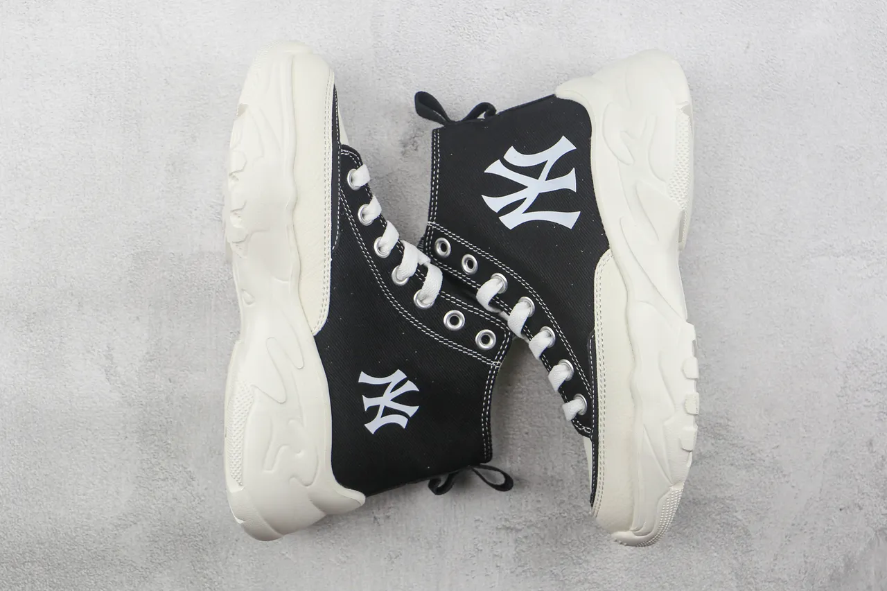 New Era NY Yankees High-Top Chunky Sneaker 2