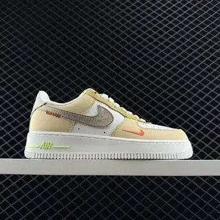 Nike Air Force 1 बेज़ सफेद नारंगी लाइम ग्रीन लाइफस्टाइल स्नीकर