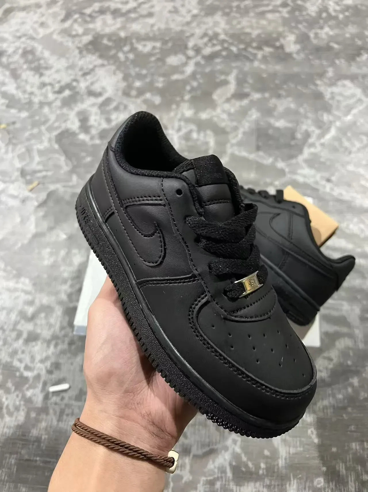 Nike Air Force 1 Black Lifestyle Sneakers 2