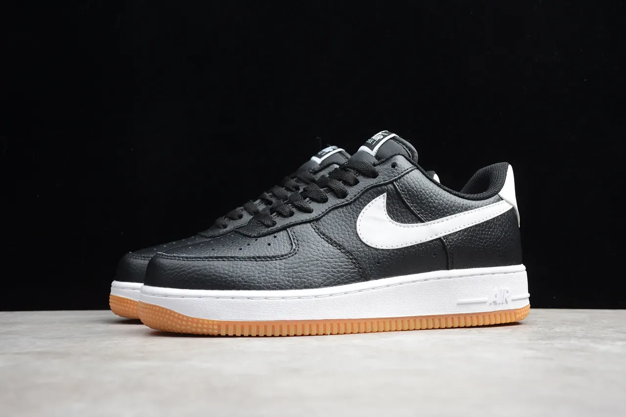 Nike Air Force 1 Noir Blanc Gum Sneakers Lifestyle 6