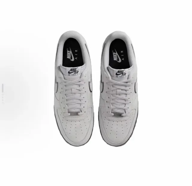 Nike Air Force 1 Tênis Lifestyle de Camurça Cinza 3