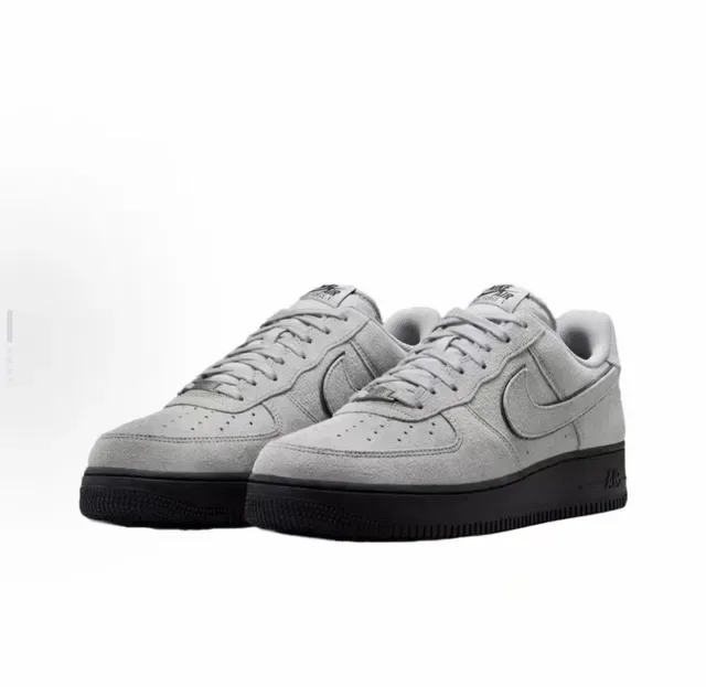 Nike Air Force 1 Tênis Lifestyle de Camurça Cinza 4