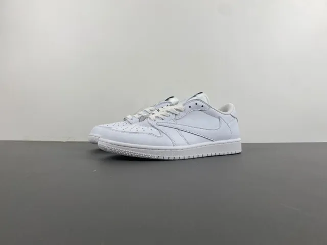 Nike Air Force 1 White Lifestyle Sneakers 11