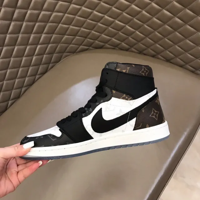 Nike Air Jordan 1 High Monogram Print Black White Basketball Shoes 3