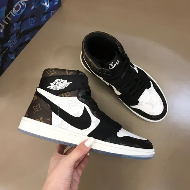Nike Air Jordan 1 High Monogram Print Black White Basketball Shoes 6