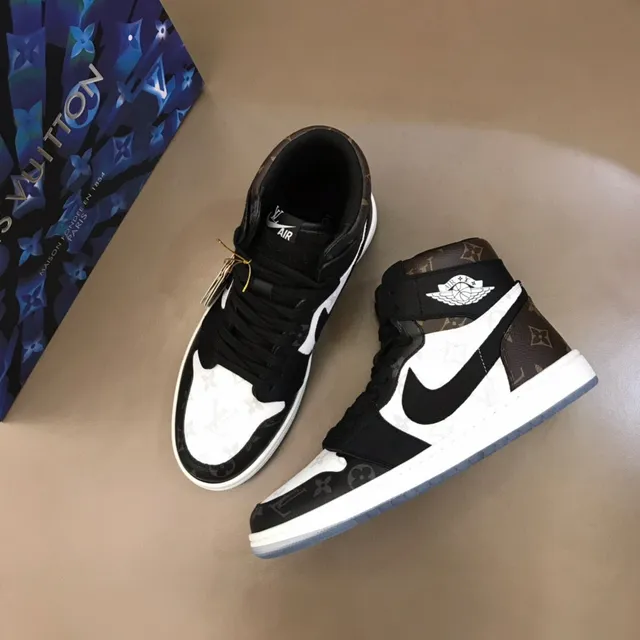 Nike Air Jordan 1 High Monogram Print Black White Basketball Shoes 8