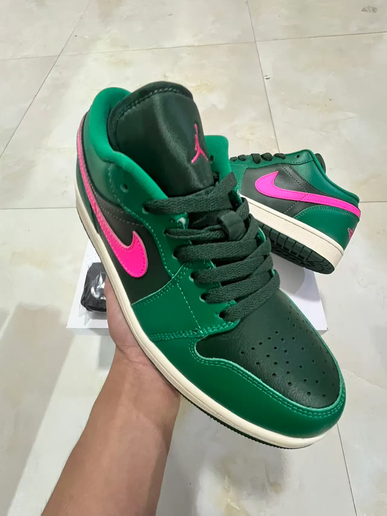 Nike Air Jordan 1 Low Green Pink Lifestyle Sneakers 2
