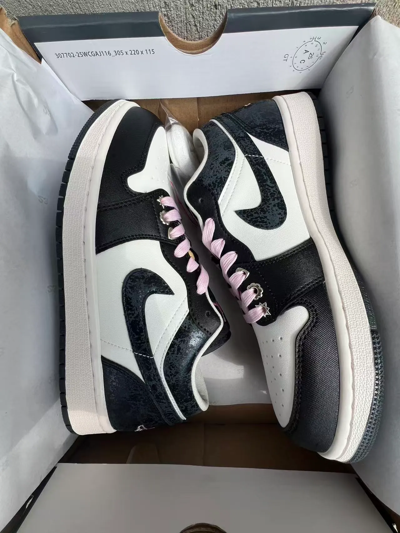 Nike Air Jordan 1 Low Speckled Black White Pink Lifestyle Sneakers 9