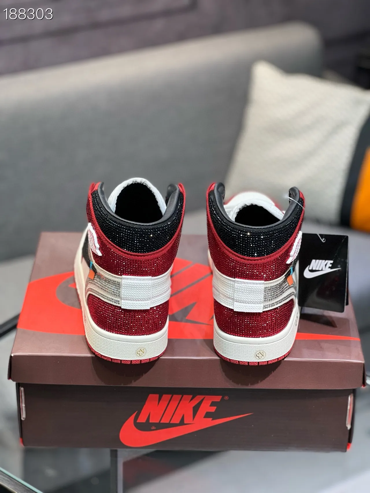 Nike Air Jordan 1 Off-White التعاون أحمر لامع أبيض أسود أحذية كرة السلة 2