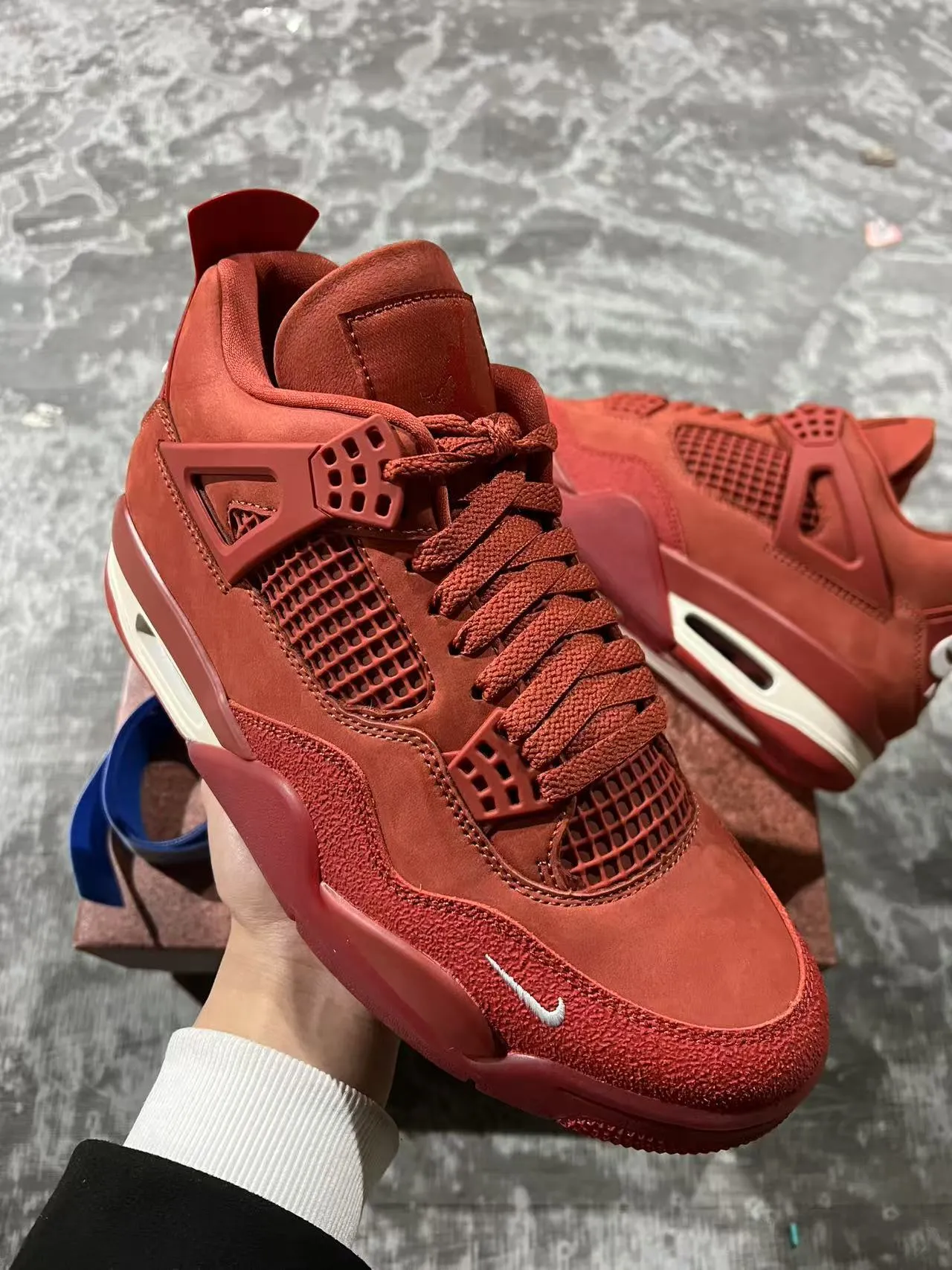Nike Air Jordan 4 Monochromatic Red Basketball Shoes 2
