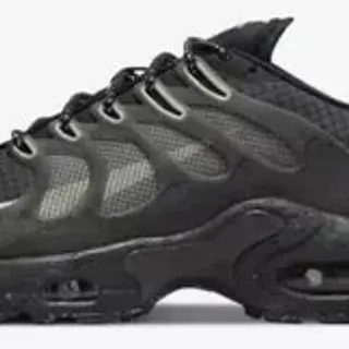 Nike Air Max Plus 黑色生活方式运动鞋