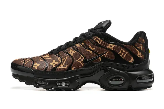 Nike Air Max Plus Monogram Brown Black Lifestyle Sneakers 10