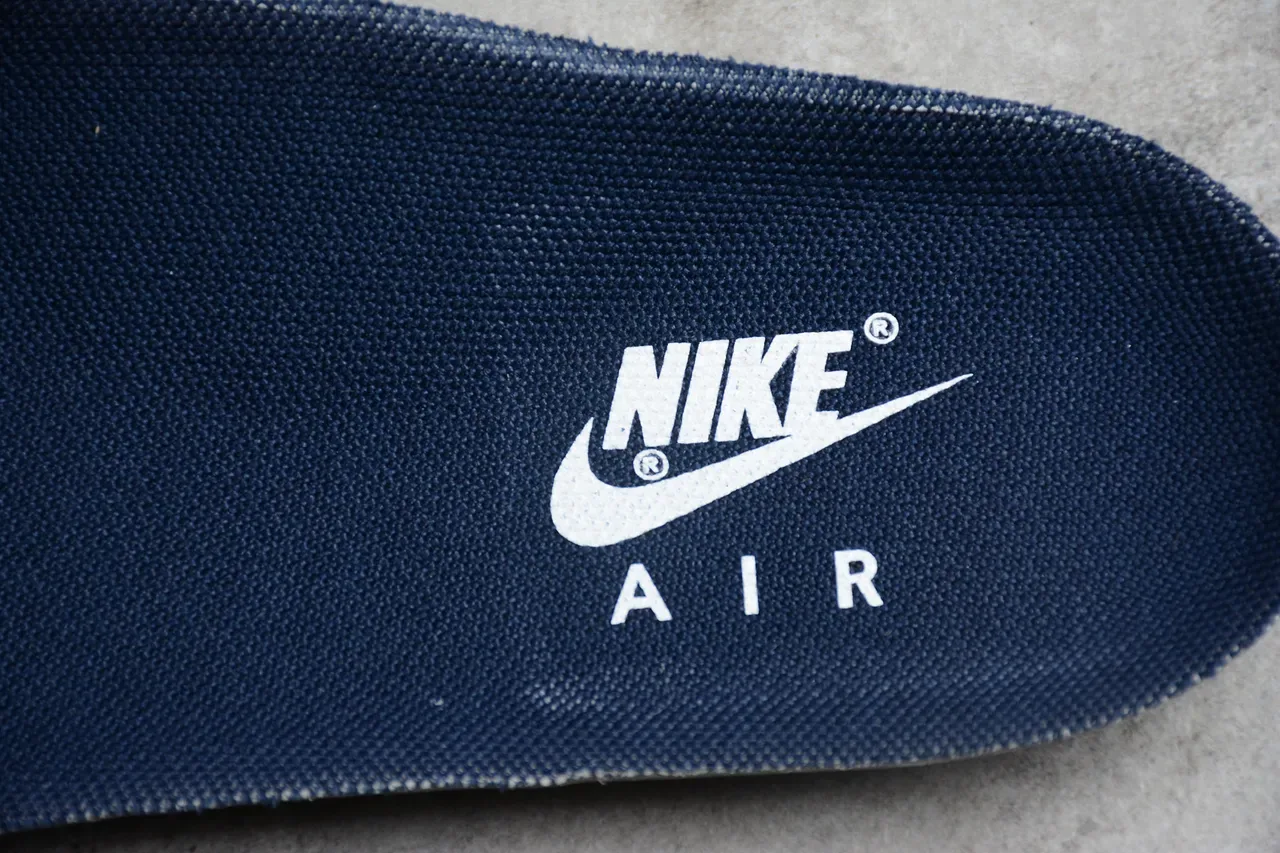 Nike Air More Uptempo White Navy Chaussures de Basket 5