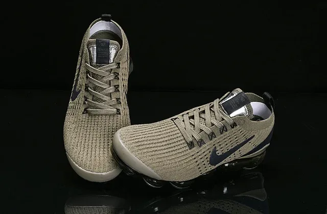 Nike Air VaporMax Flyknit Olive Green Lifestyle Sneakers 10