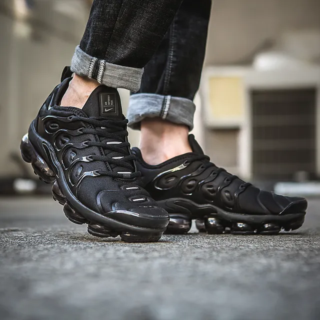 Nike Air VaporMax Plus Black Monochrome Lifestyle Sneakers 3