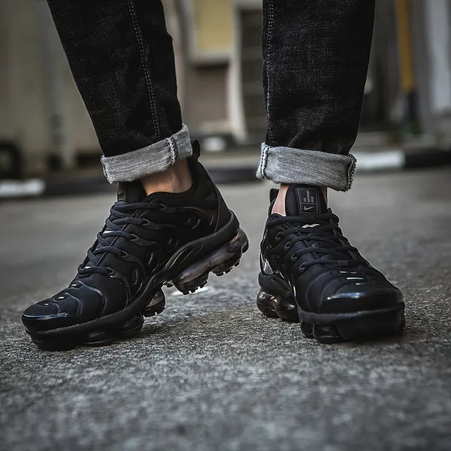 Nike Air VaporMax Plus Black Monochrome Lifestyle Sneakers 7