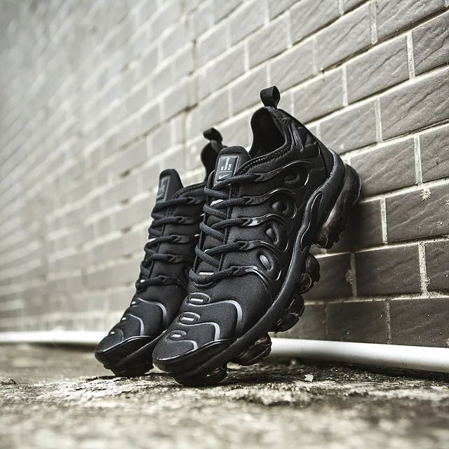 Nike Air VaporMax Plus Black Monochrome Lifestyle Sneakers 10