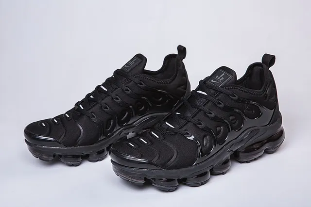 Nike Air VaporMax Plus Black Monochrome Lifestyle Sneakers 22