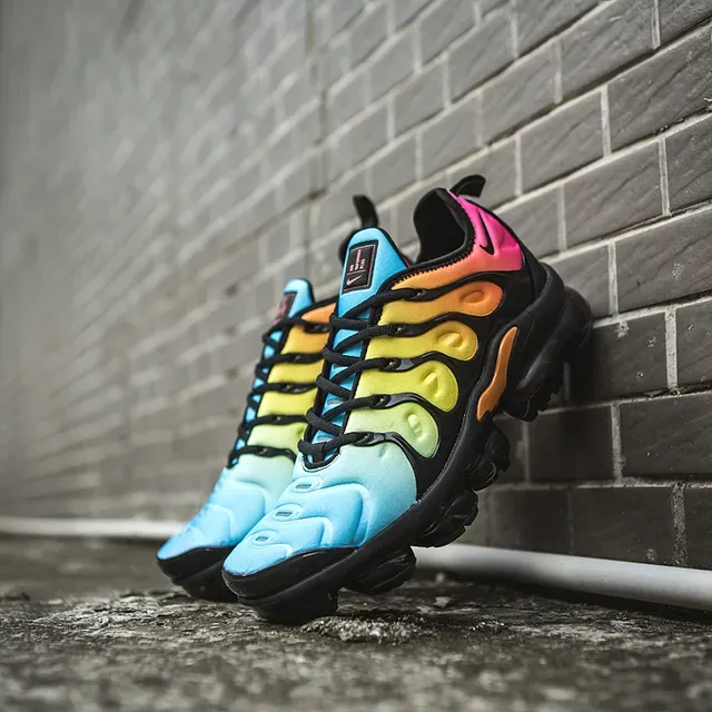 Nike Air VaporMax Plus سينيكرز لايف ستايل جراديانت متعدد الألوان 10