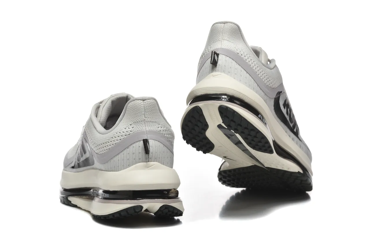Nike Air Zoom Gray Black Breathable Mesh Upper Visible Unit Running Shoes 2