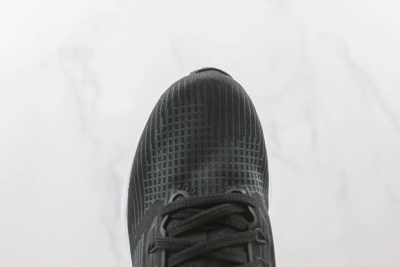 Nike Air Zoom Pegasus Black and White Running Shoes 6