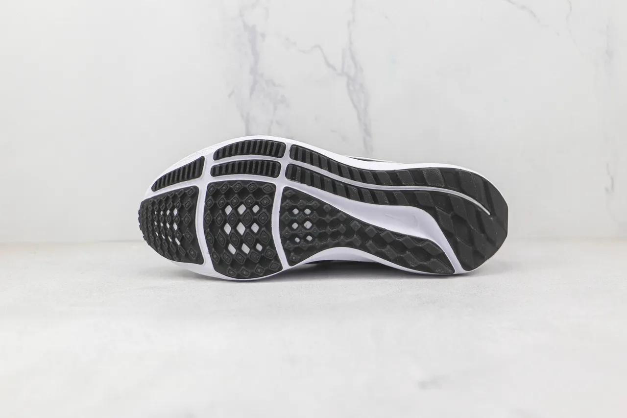 Nike Air Zoom Pegasus Black and White Running Shoes 8