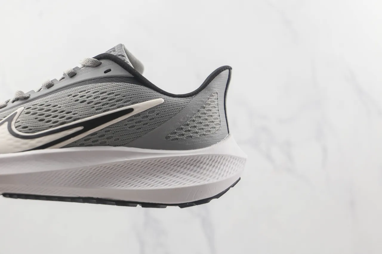 Nike Air Zoom Pegasus Gray Mesh Running Shoes 7