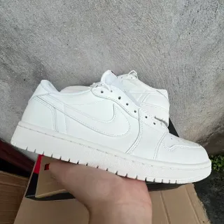 Nike All-White Low-Top Lifestyle Sneakers