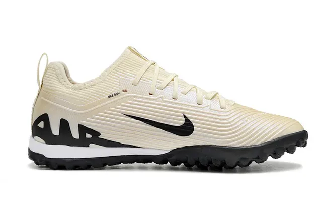 Nike Beige Black Ribbed Knit Upper Swoosh Overlay Turf Soccer Shoes 7