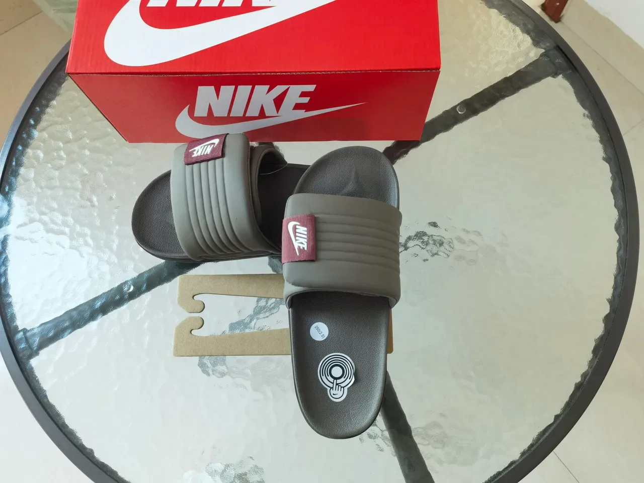 Nike Benassi JDI Gray and Maroon Slippers 3