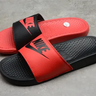 Nike Benassi JDI Two-Tone Red Black Slippers