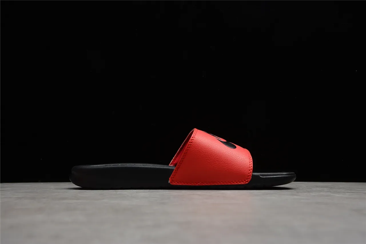 Nike Benassi JDI سليبر أحمر أسود ثنائي اللون 5