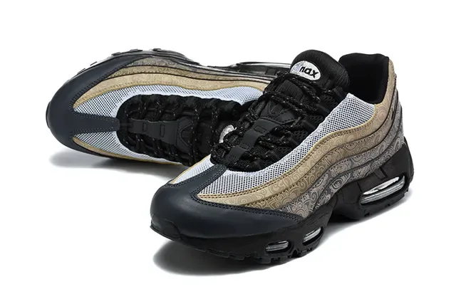 Nike Black Blue Multi-Panel Mesh And Synthetic Upper Visible Segmented Air Cushioning Lifestyle Sneakers 24