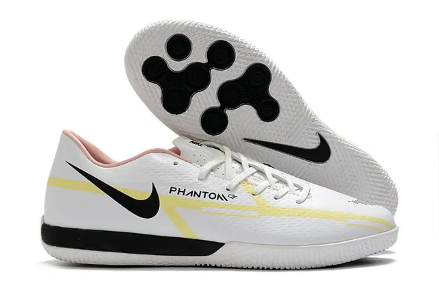 Nike Tênis de futebol indoor preto e marrom, perfil baixo, parte superior sintética, painel de acento de cobre metálico 5