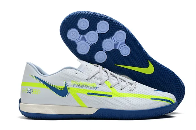Nike Tênis de futebol indoor preto e marrom, perfil baixo, parte superior sintética, painel de acento de cobre metálico 10